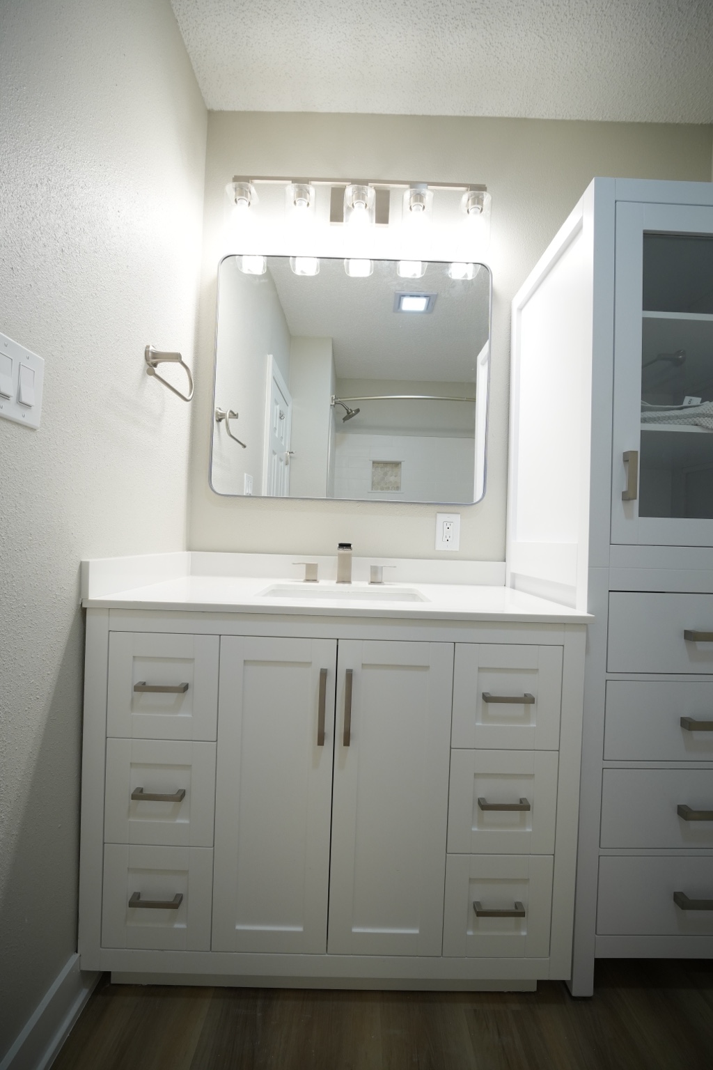 Bathroom remodeling by HH Home Renovation
